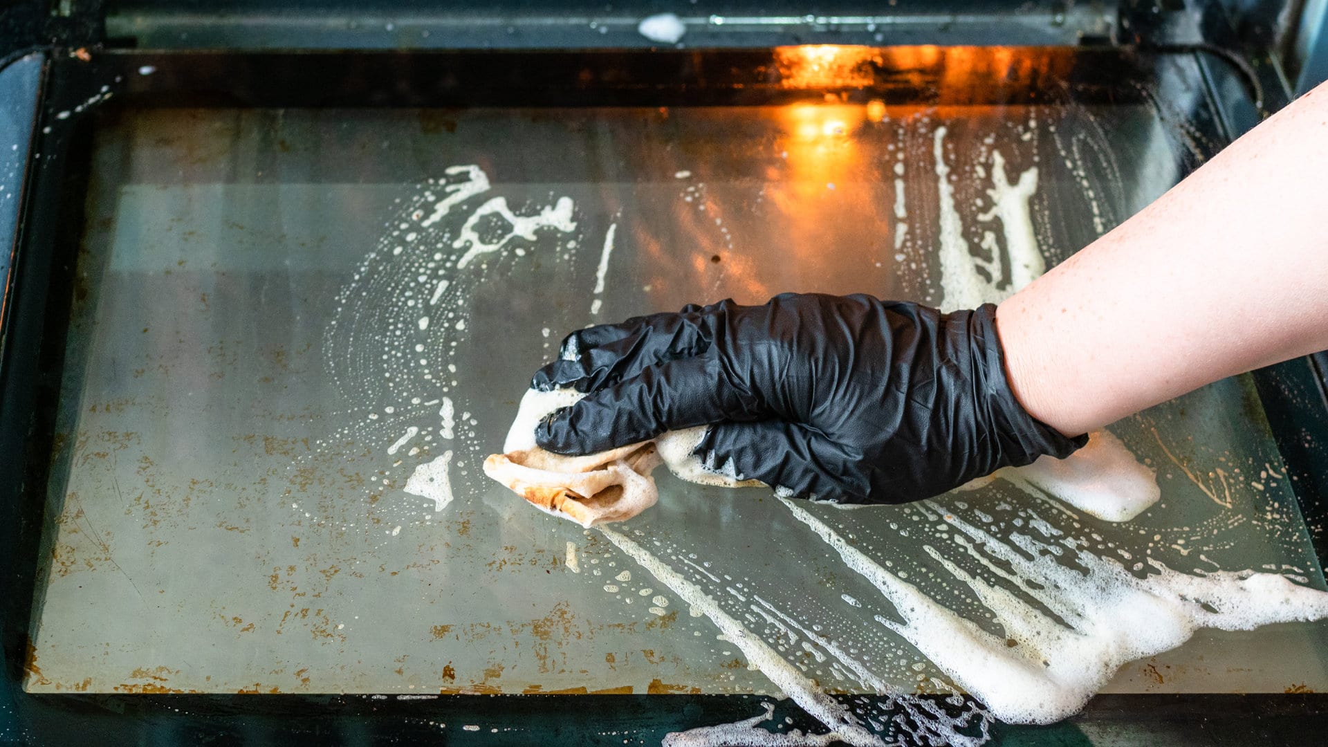Featured image for “How to Clean an Oven Glass Door (3 Easy Methods)”